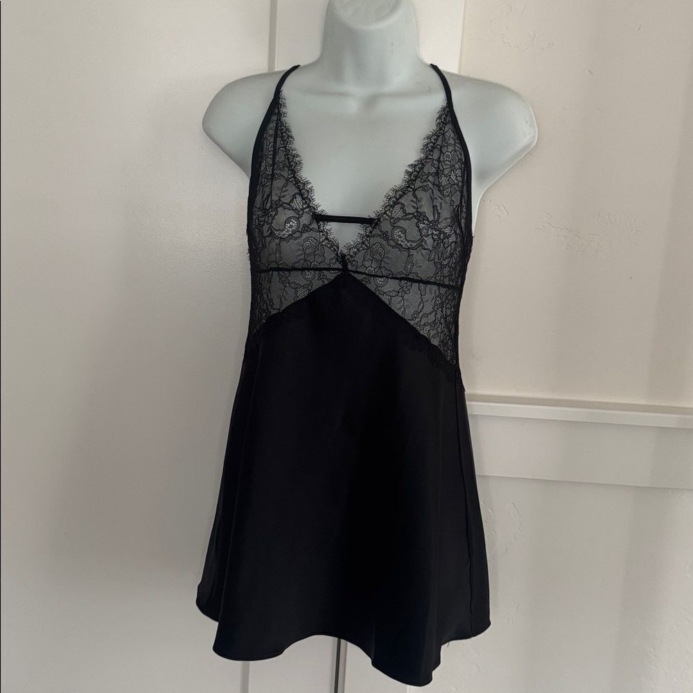 Victoria's Secret Black Lace Satin Slip Lingerie Chemise Body-doll V-Neck Size S